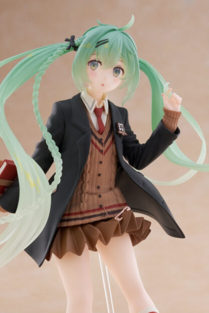 Hatsune Miku Figure Fashion (Preppy Version) - Image 4